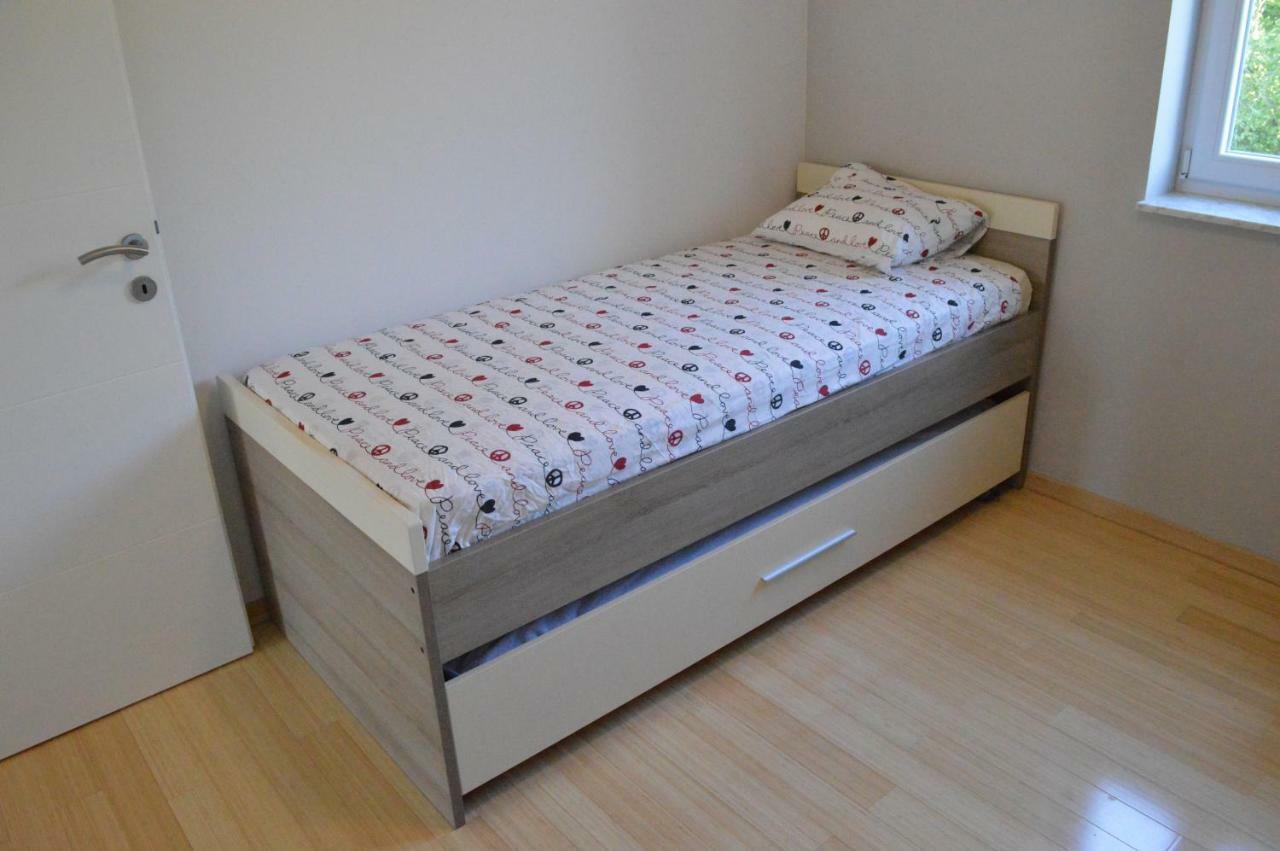 Malinska Apartment Екстериор снимка